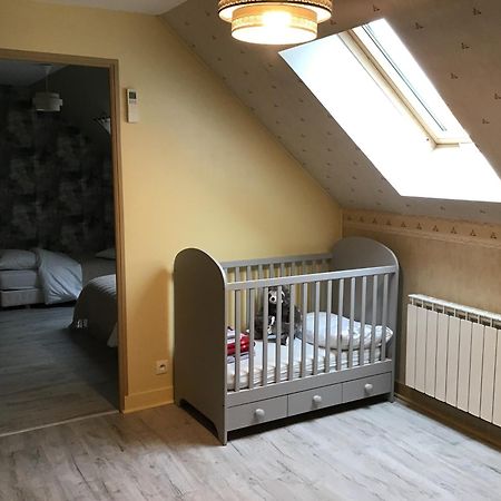 Civray-de-Touraine Des Roux Et Des Pious Suite De 35 A 60 M2 Et 3 Chambres Pour Groupe De 2 A 6 Personnes מראה חיצוני תמונה