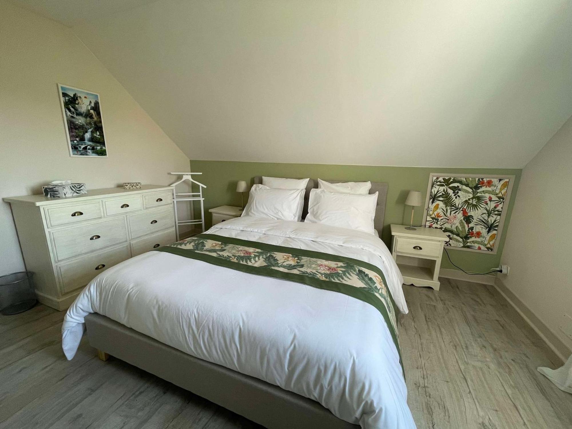 Civray-de-Touraine Des Roux Et Des Pious Suite De 35 A 60 M2 Et 3 Chambres Pour Groupe De 2 A 6 Personnes מראה חיצוני תמונה